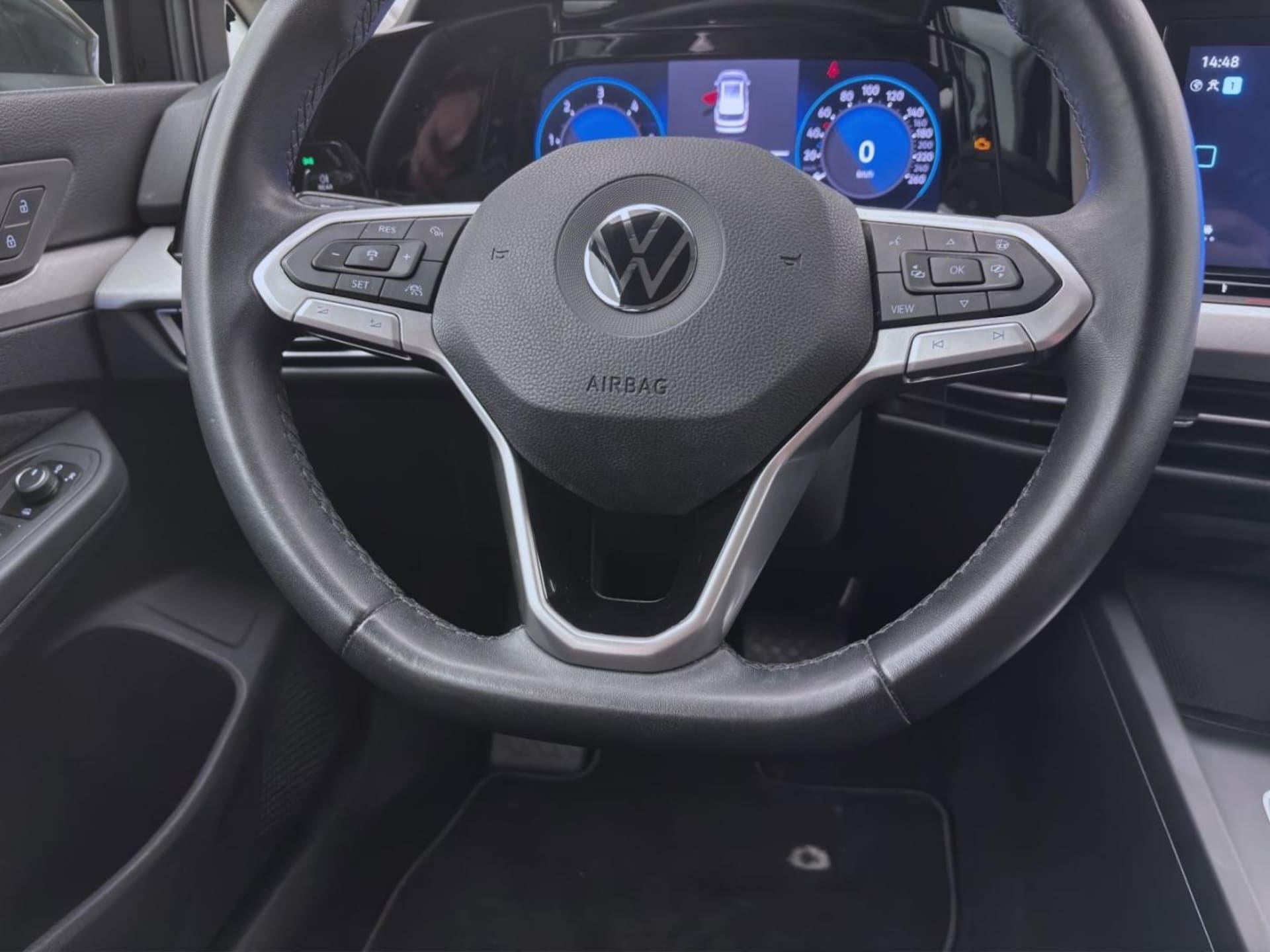 Volkswagen Golf Variant Life