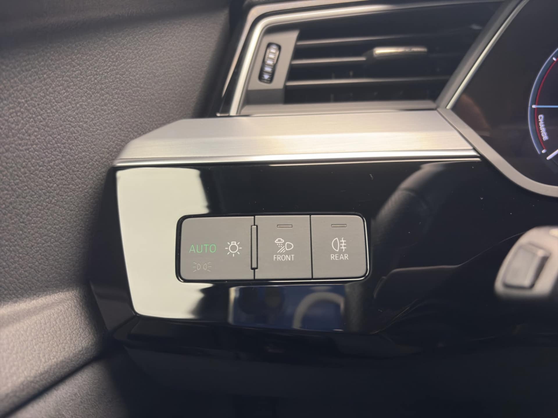 Audi e-tron advanced