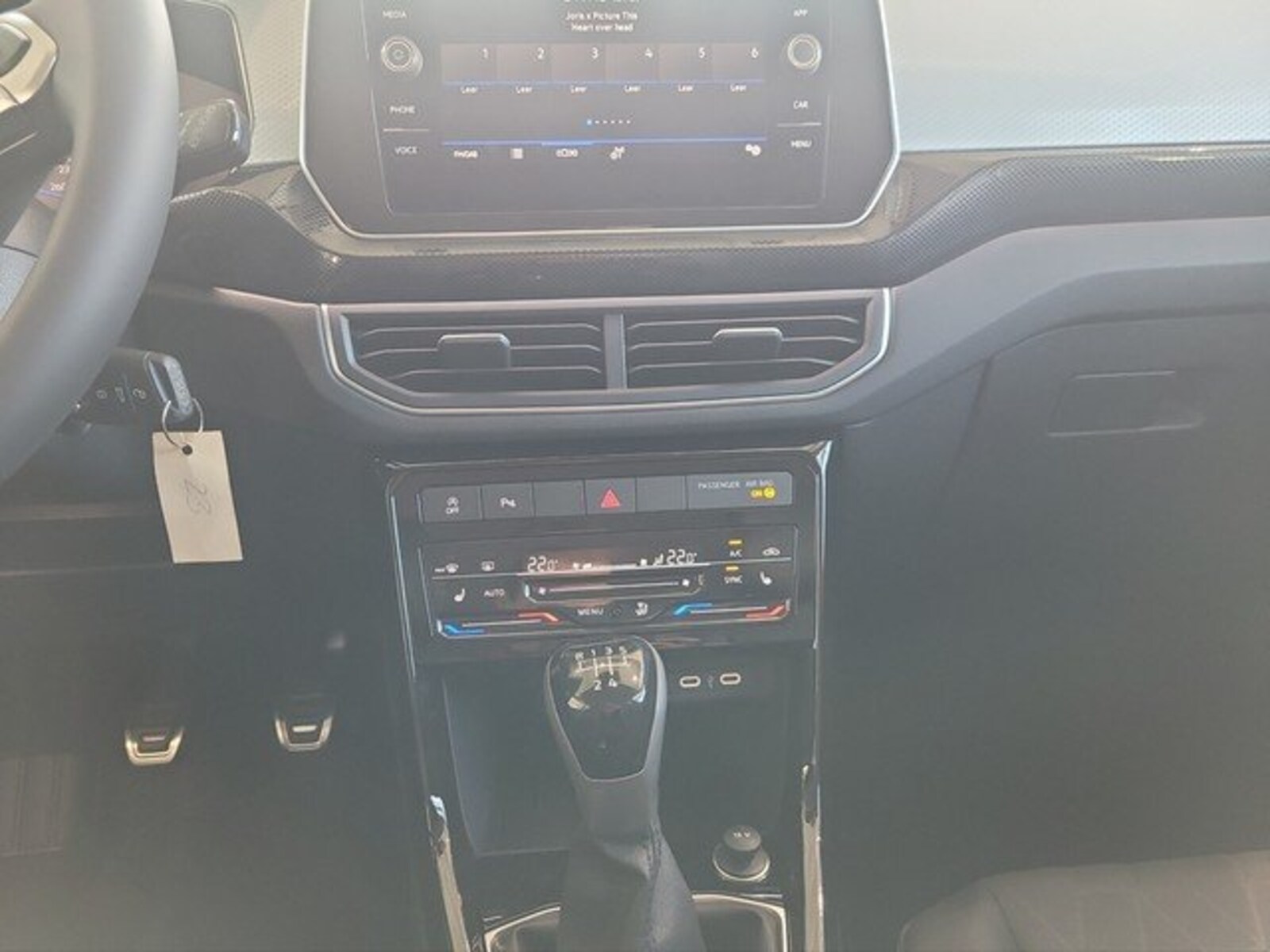 Volkswagen T-Cross – Bild 11
