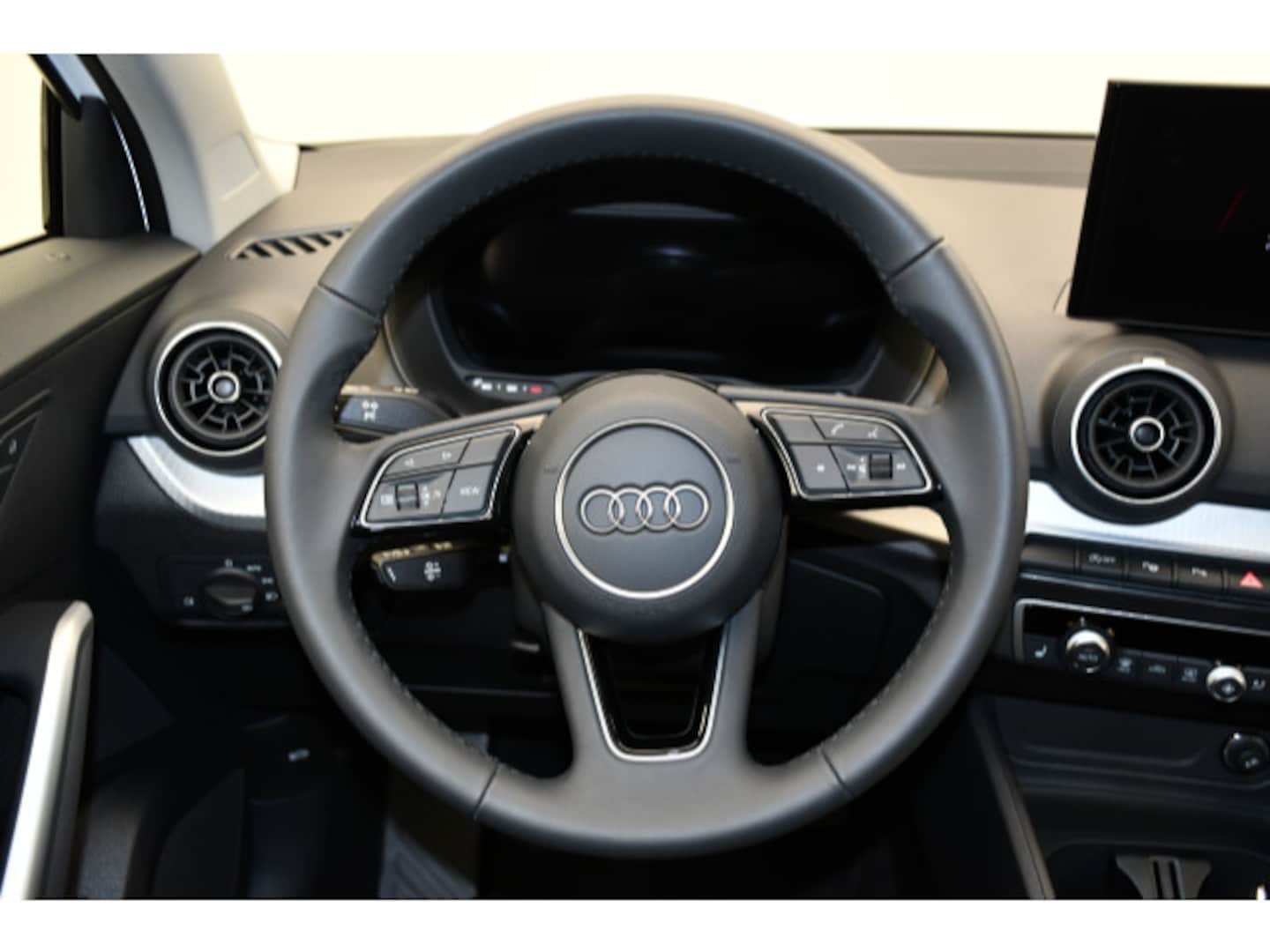 Bild über Audi Q2 35 TFSI S tronic - für weitere Informationen kontaktieren Sie den Audi Partner