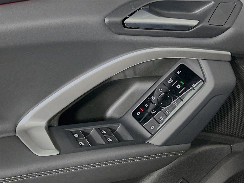 2025 Audi Q5 Premium Plus - Photo 18