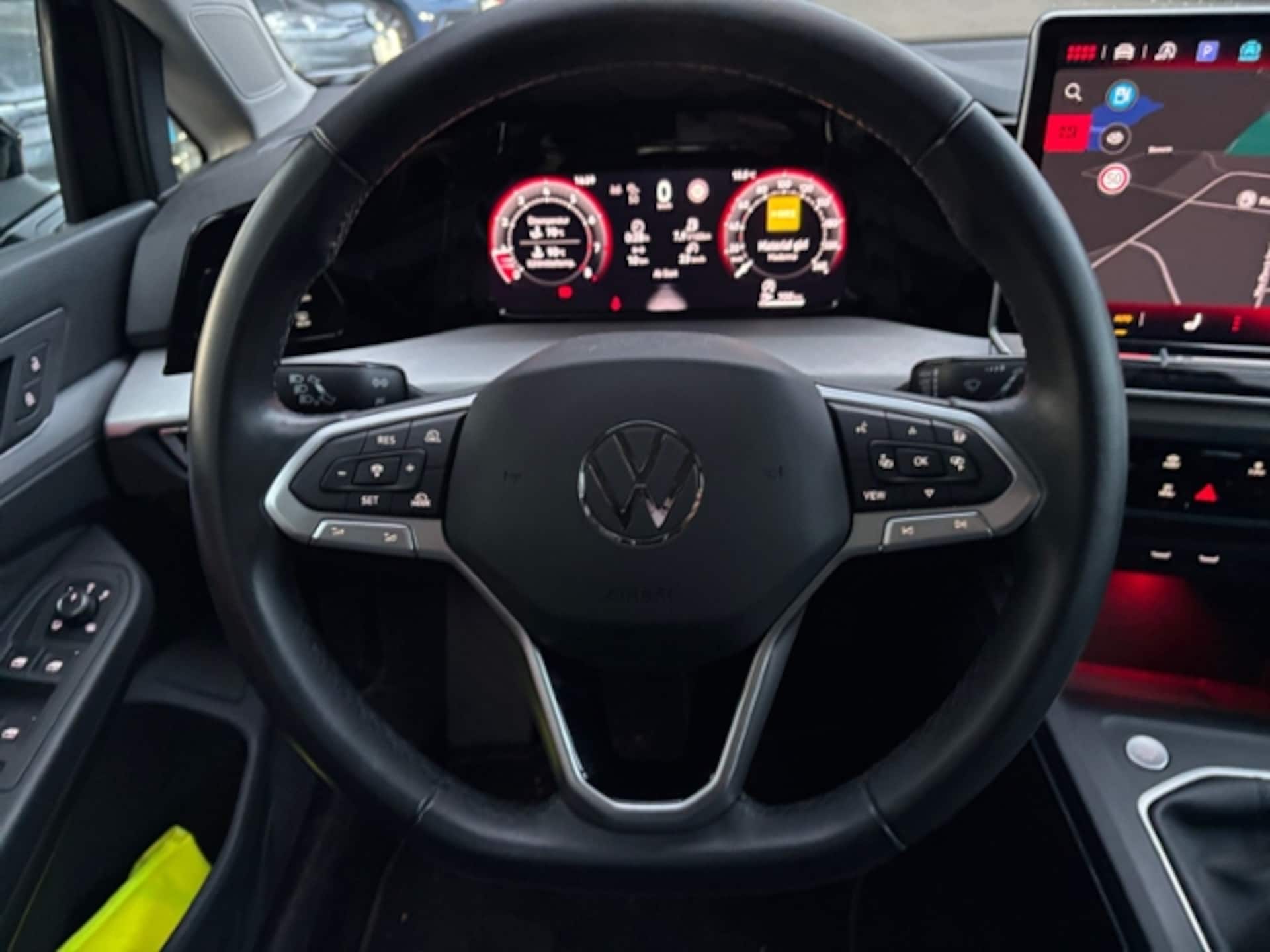 Volkswagen Golf Life
