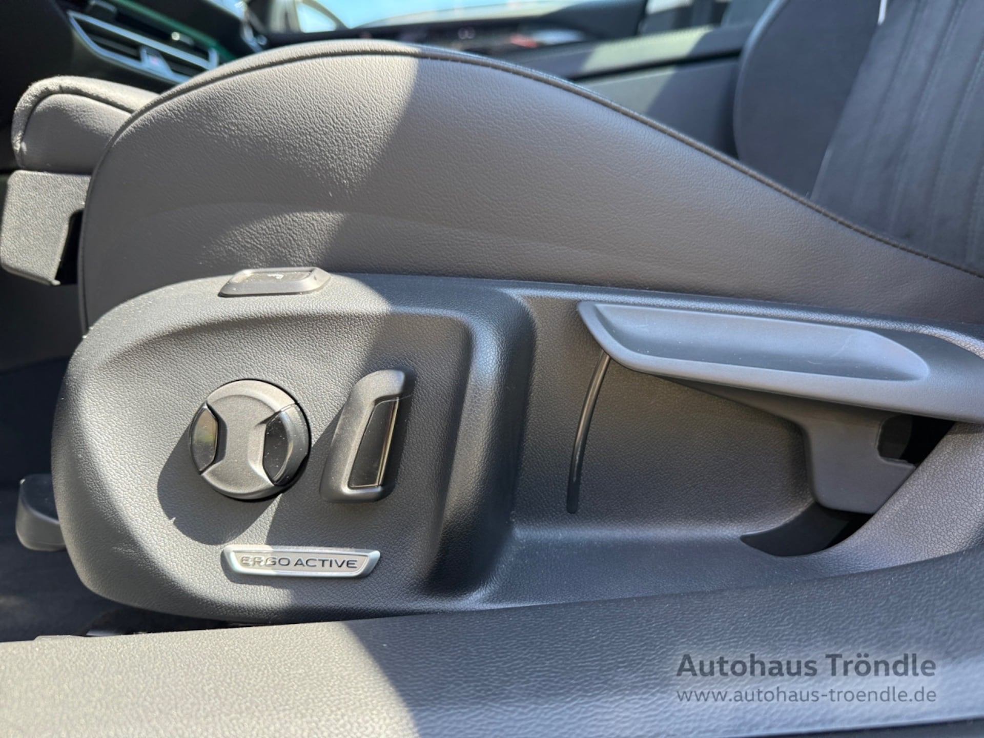 Volkswagen Passat Elegance