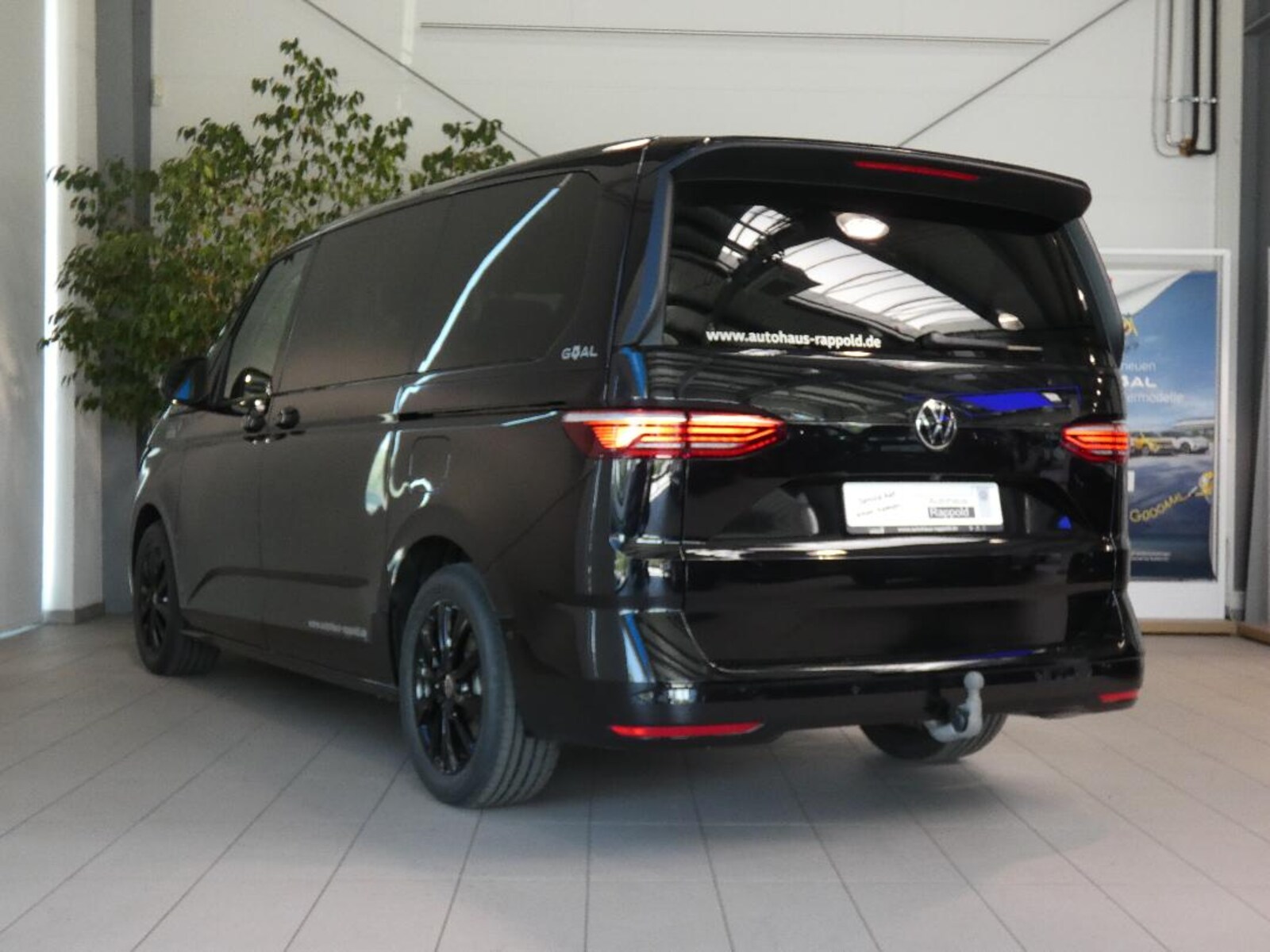 Volkswagen Multivan Langversion – Bild 7