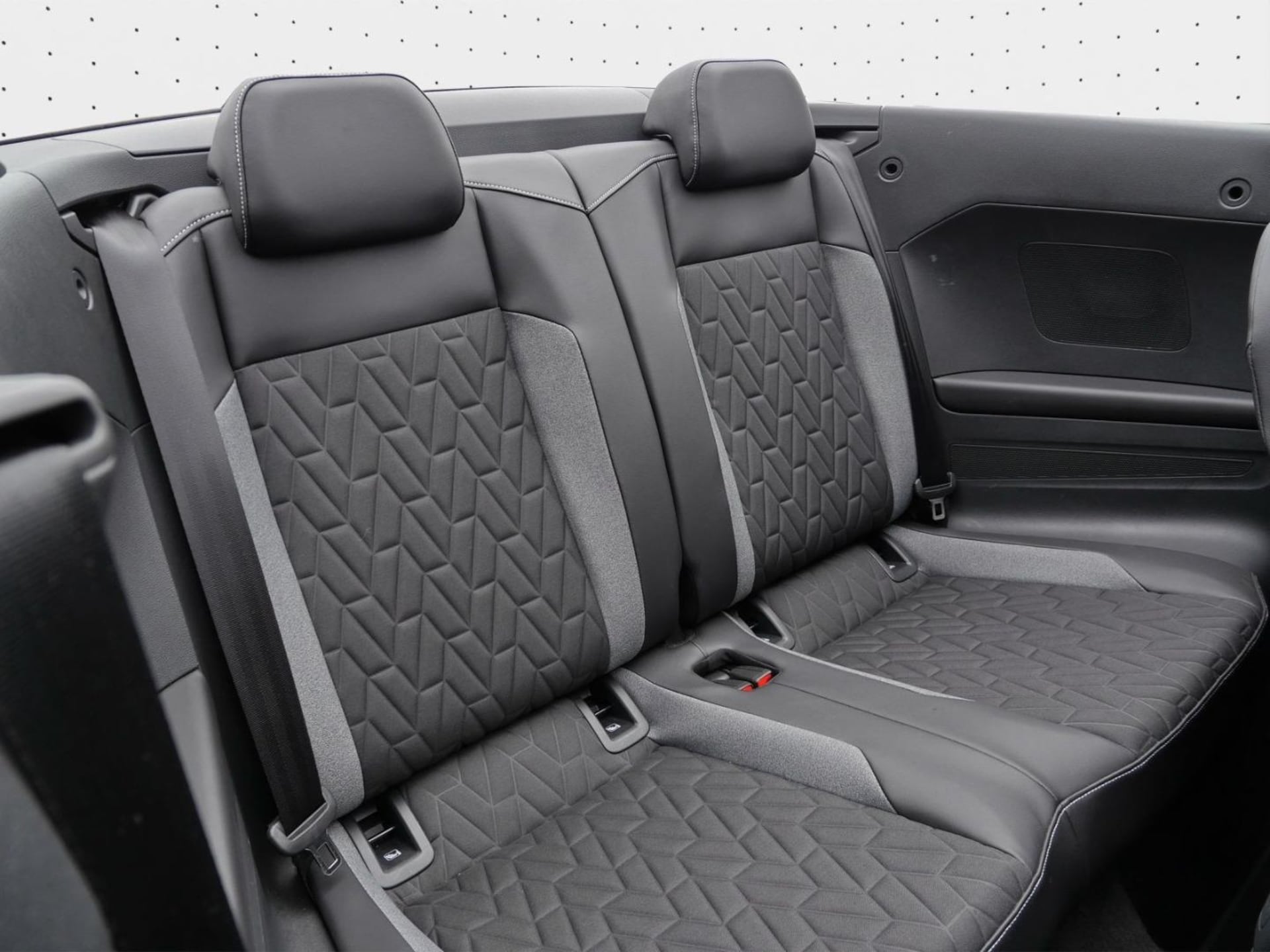 Volkswagen T-Roc Cabriolet Style