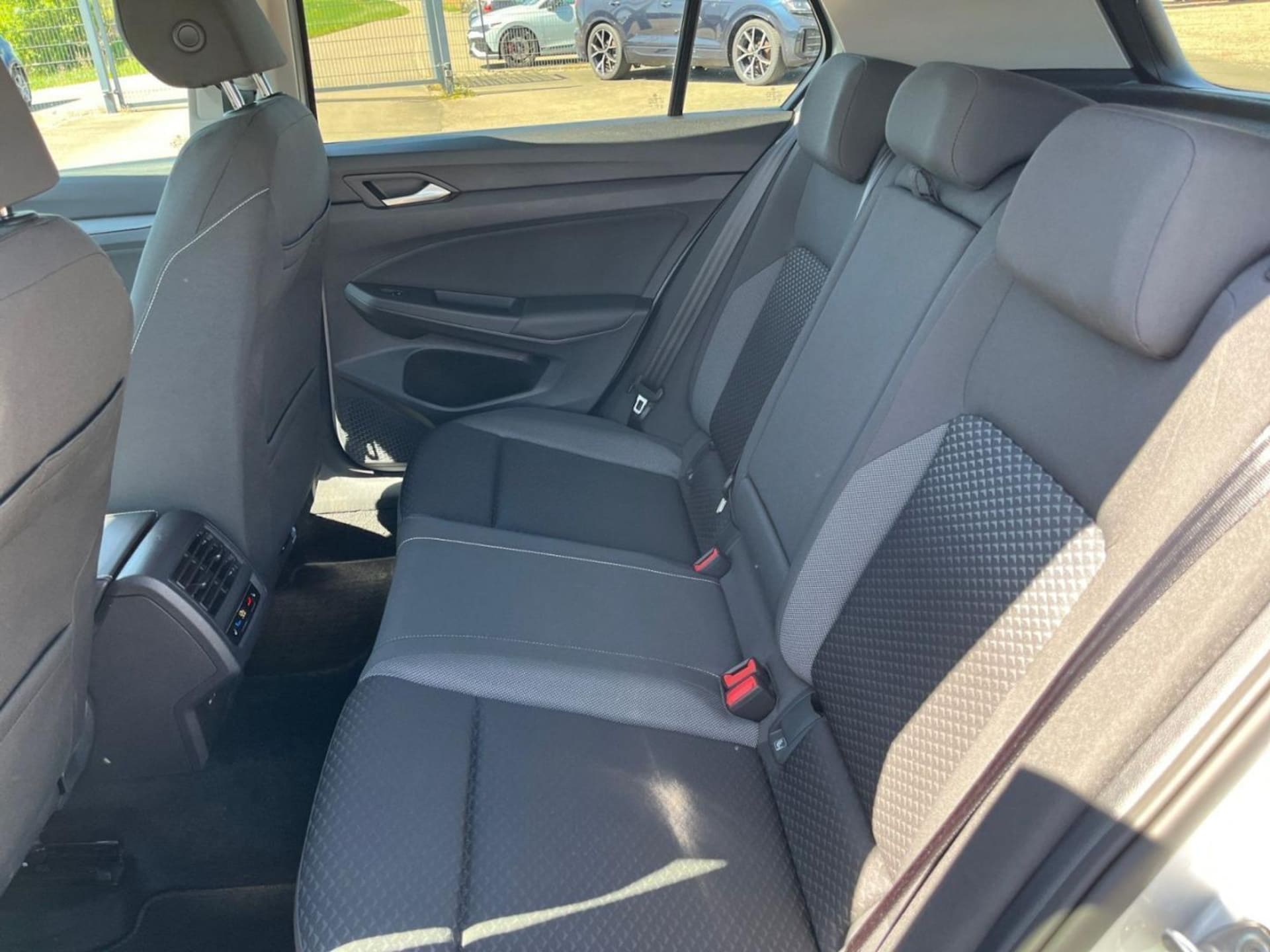 Volkswagen Golf Active