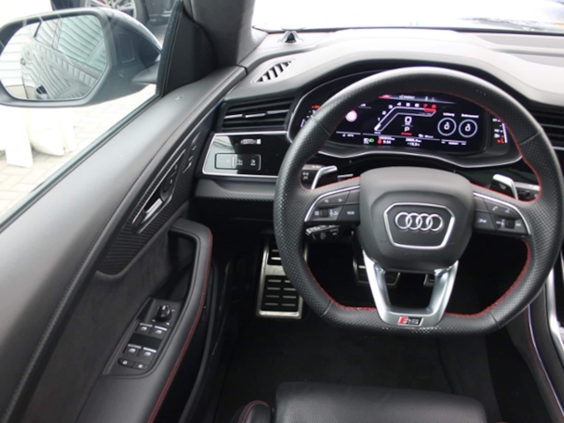 Audi RS Q8 SUV