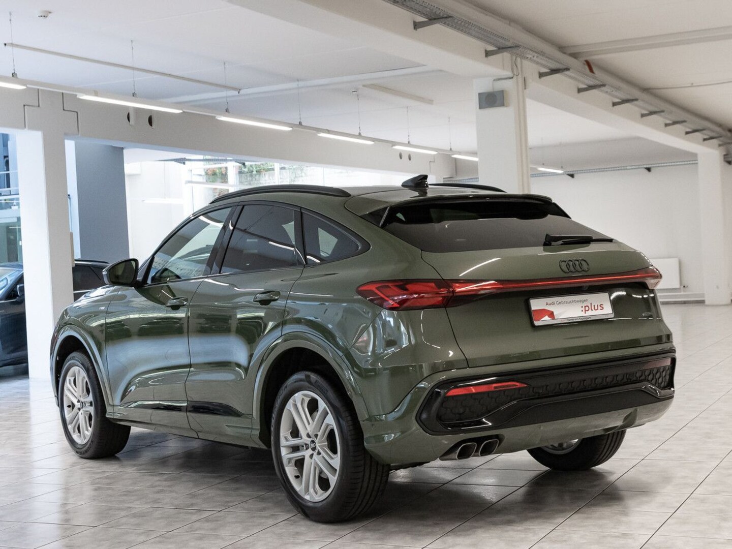 Bild über Audi Q5 Sportback TDI quattro 150 kW S tronic - für weitere Informationen kontaktieren Sie den Audi Partner