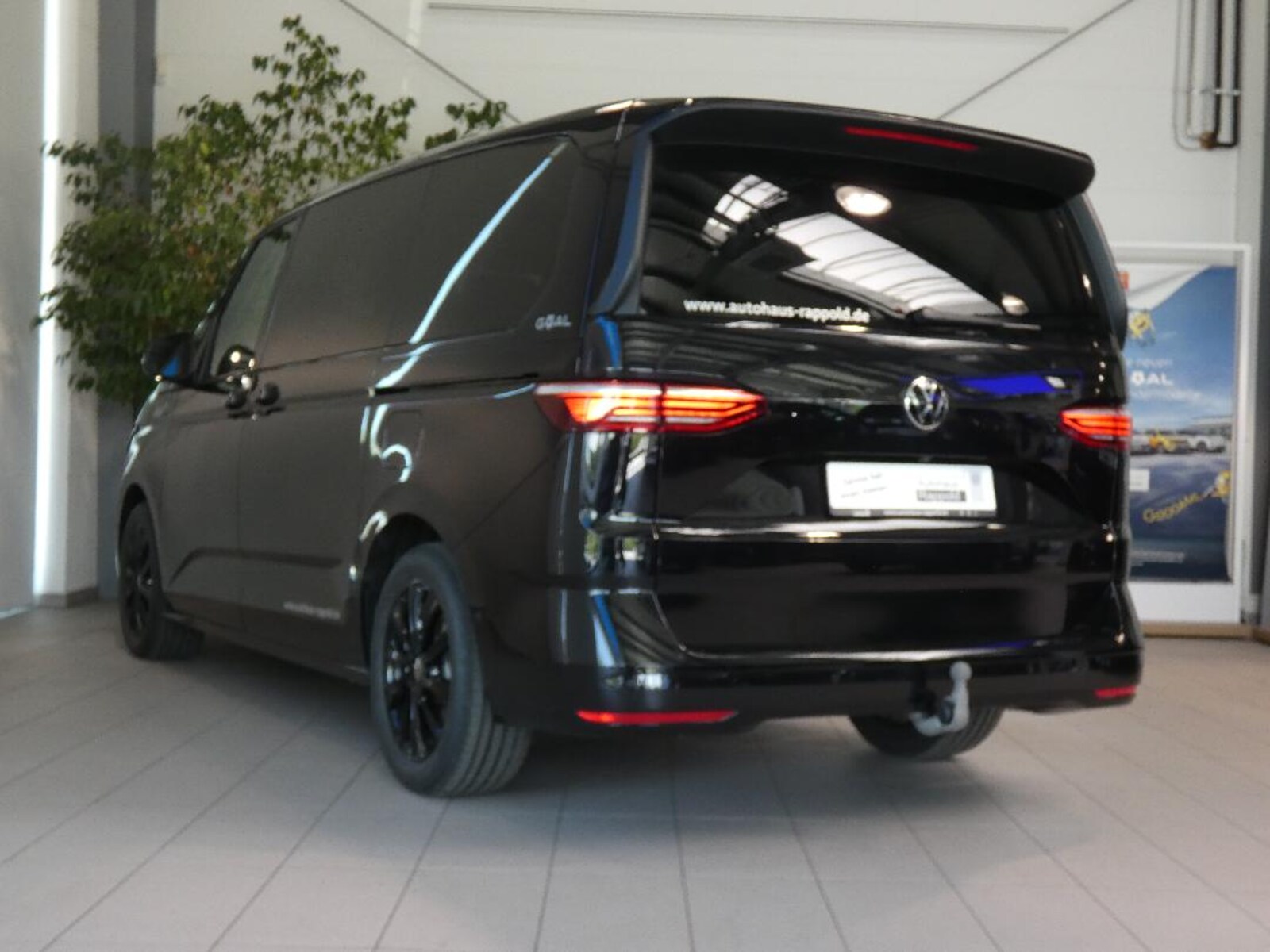 Volkswagen Multivan Langversion – Bild 6