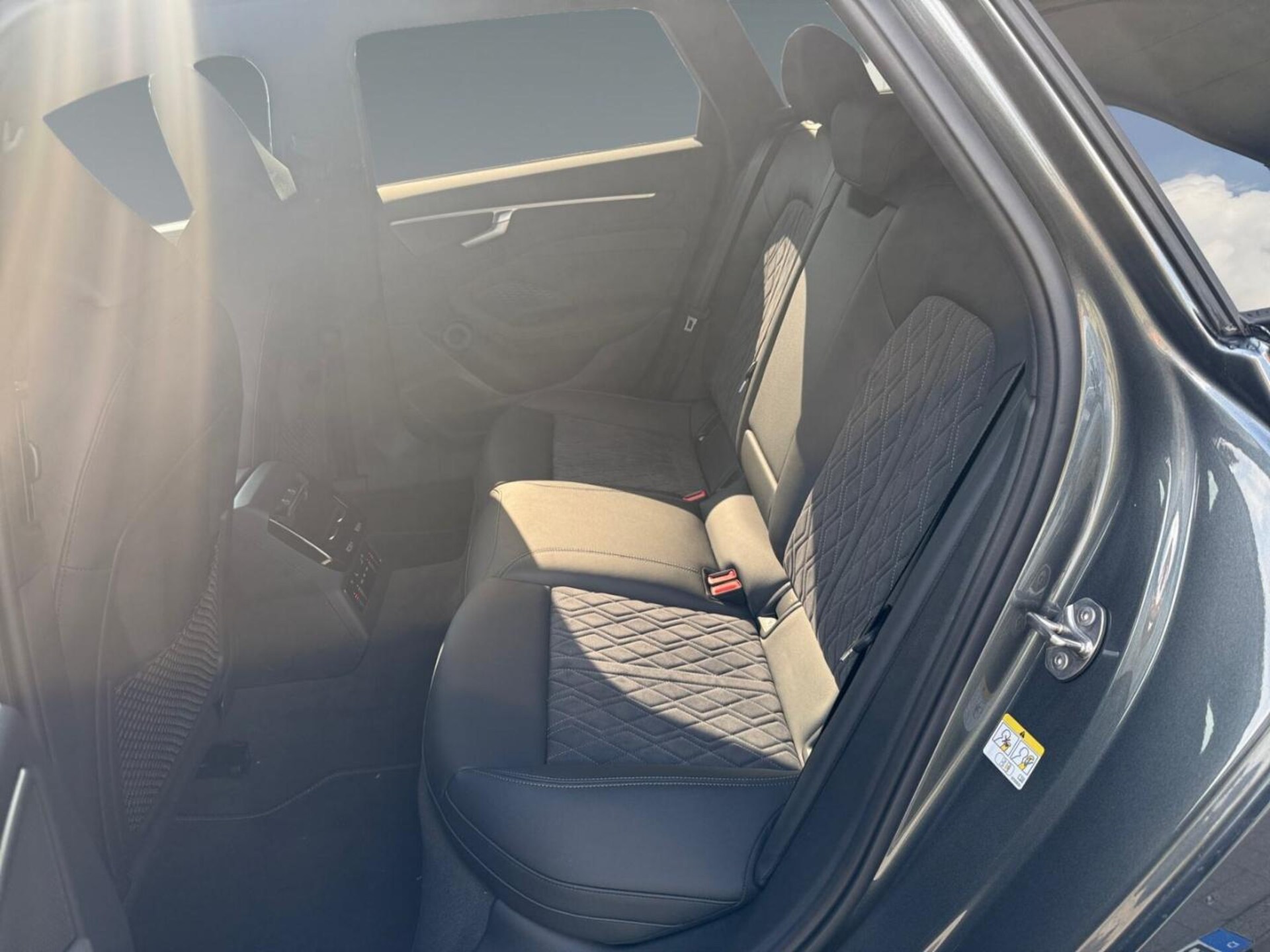 Audi A6 Avant edition one