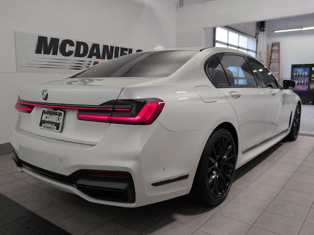 2021 BMW