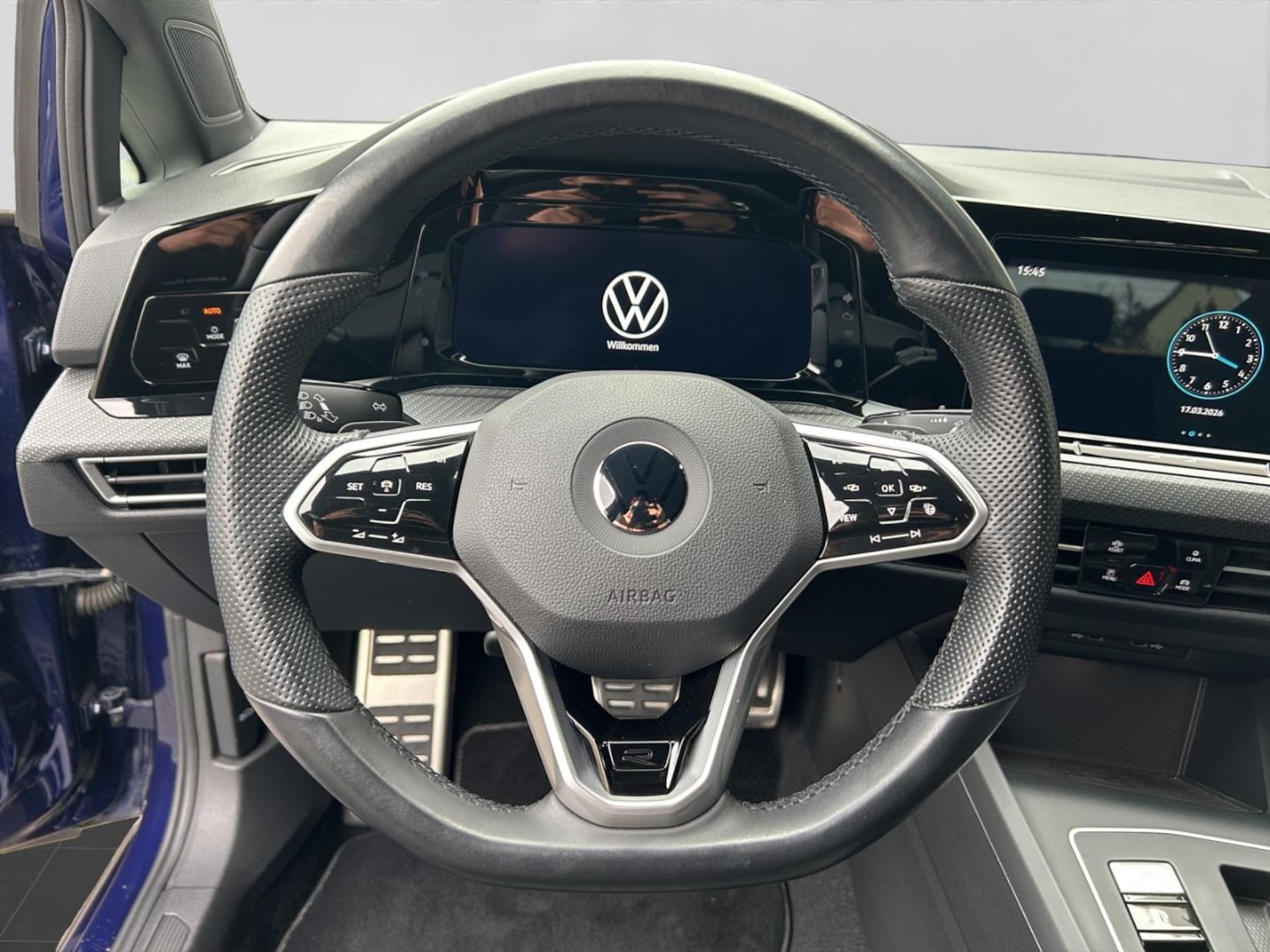 Volkswagen Golf R-Line
