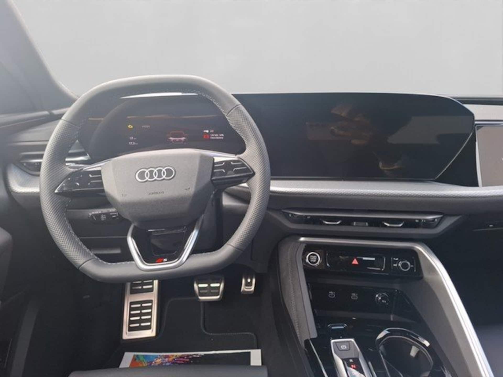 Audi Q5 Sportback edition one