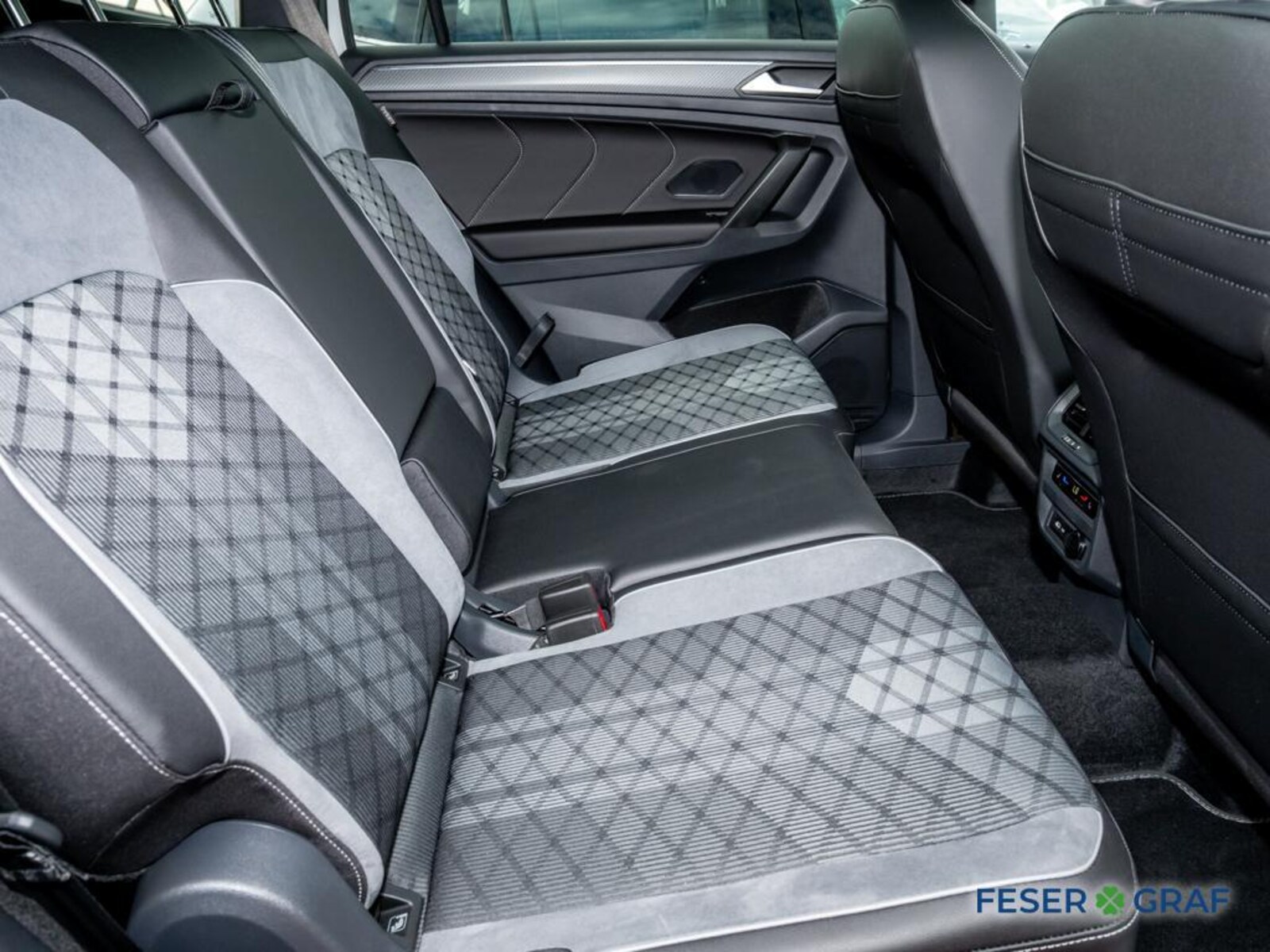 Volkswagen Tiguan Allspace – Bild 7