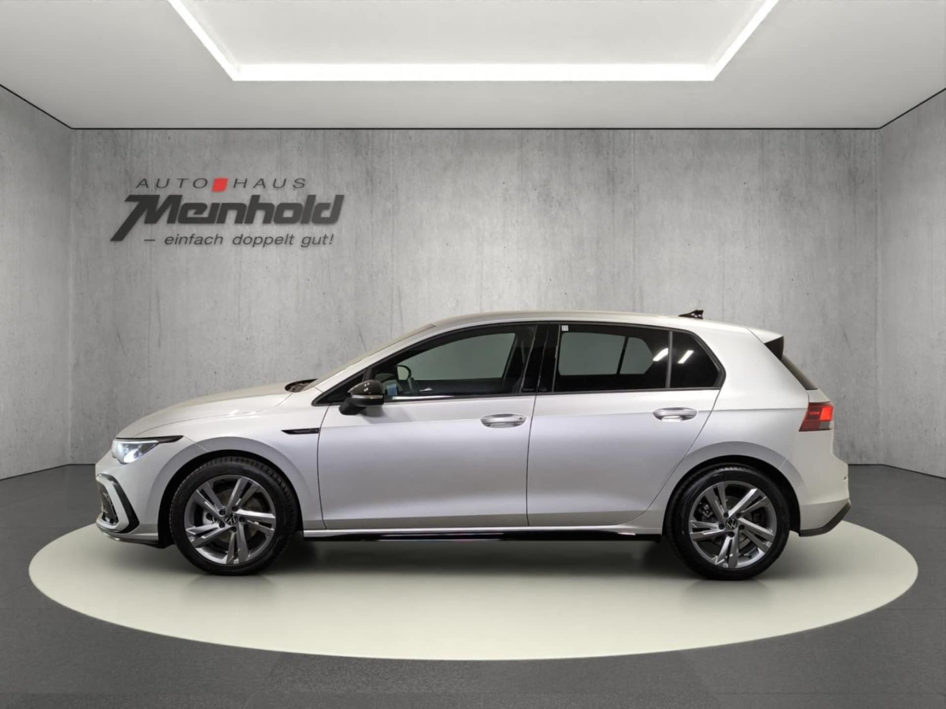 Volkswagen Golf R-Line