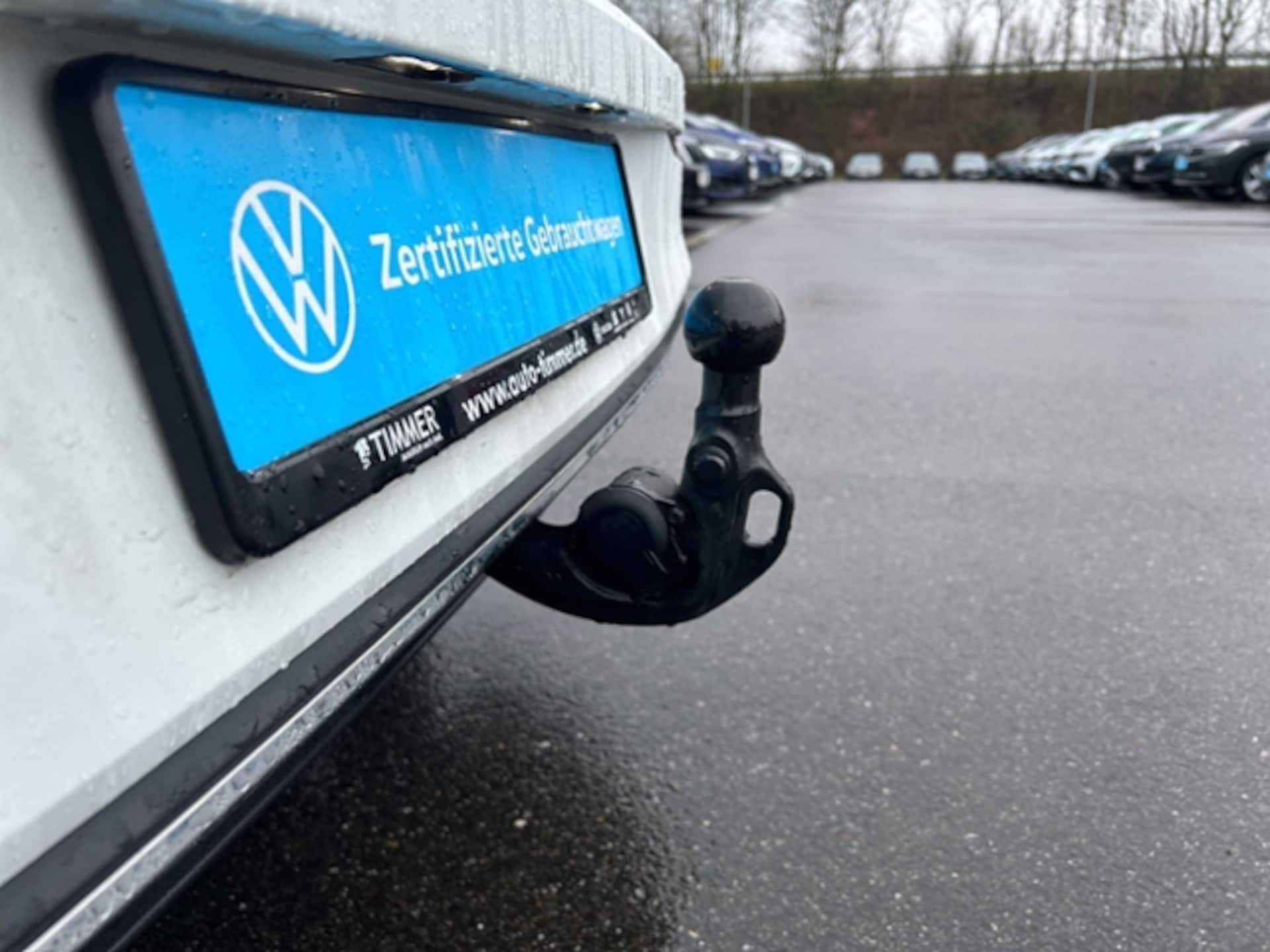 Volkswagen Golf Active