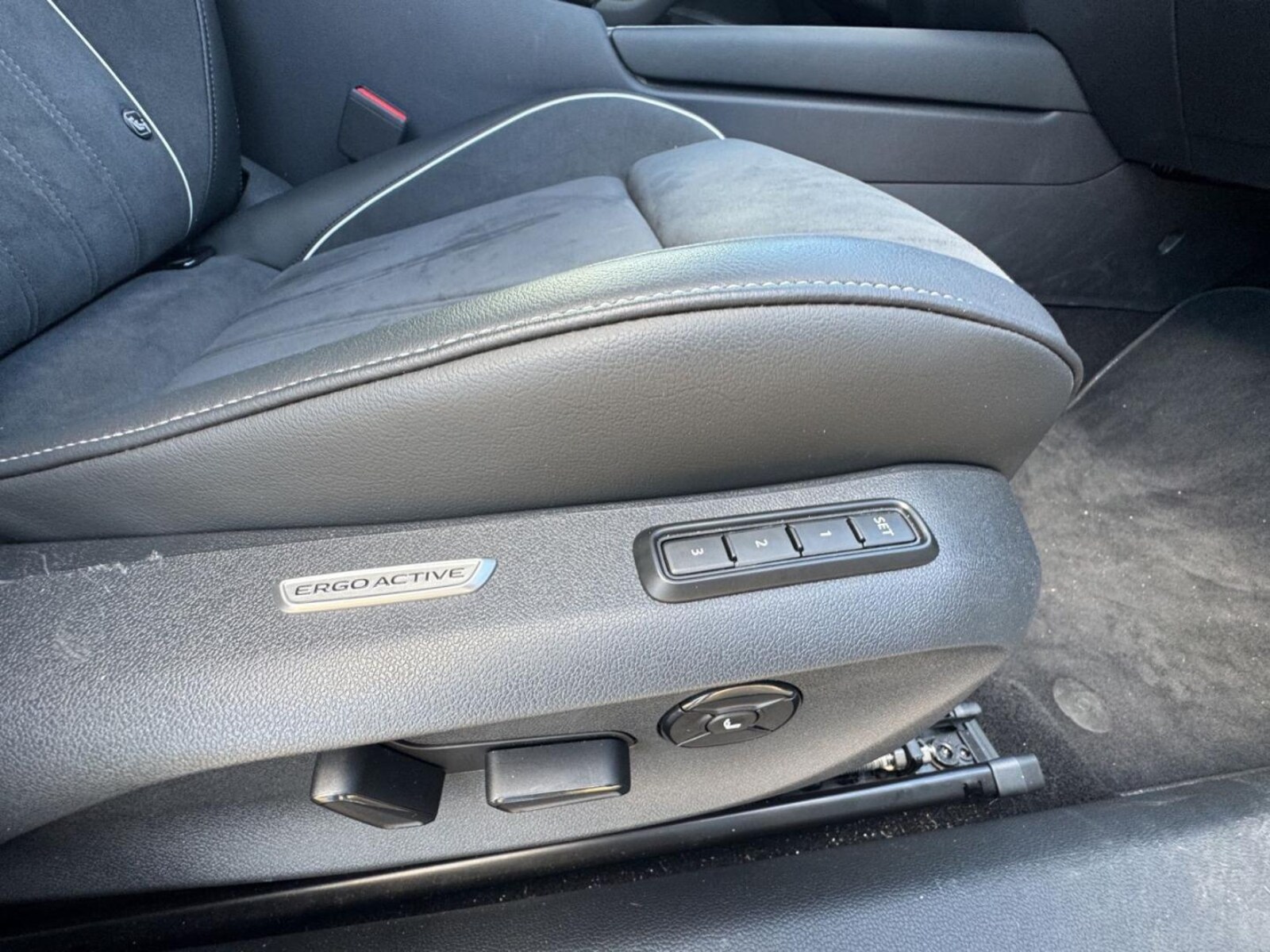 Volkswagen Passat – Bild 16