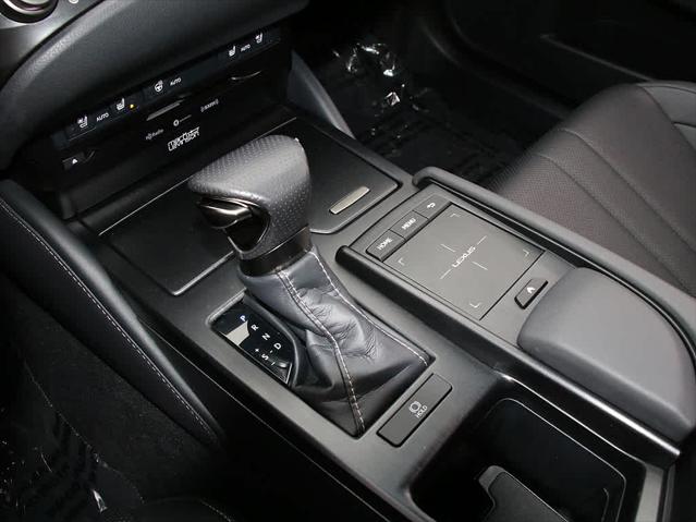 2021 LEXUS ES - Image 14