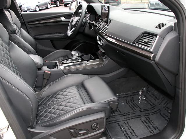 2025 AUDI SQ5 - Image 30