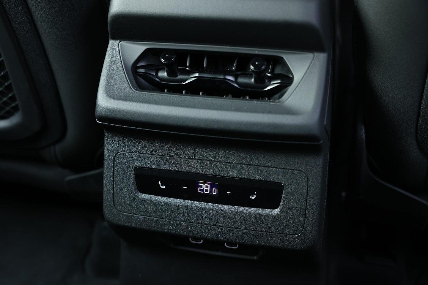 Image about Audi Q6 Sportback e-tron e-tron