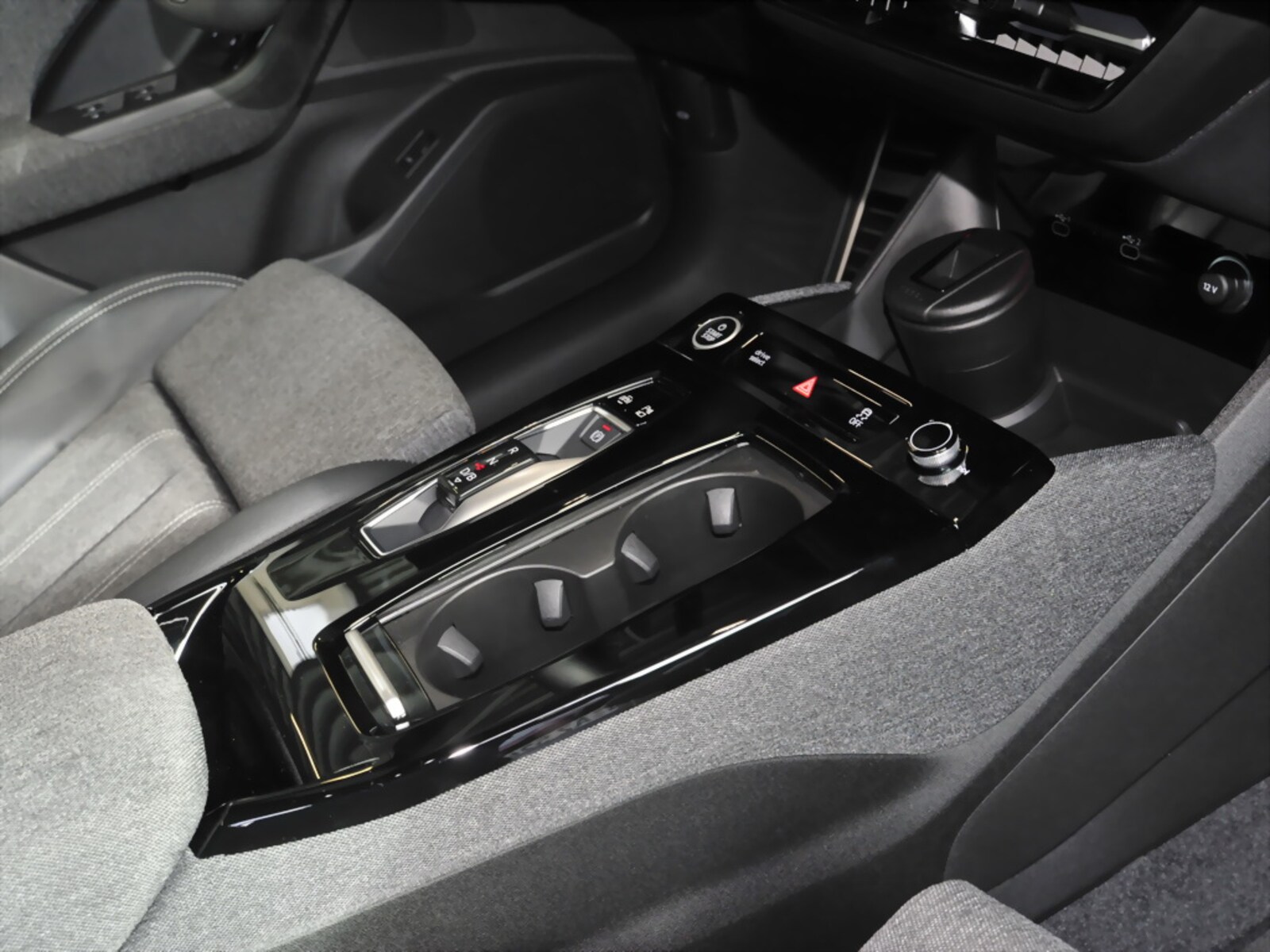Audi Q6 e-tron – Bild 6