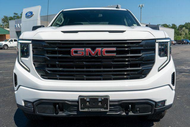 2025 GMC Sierra