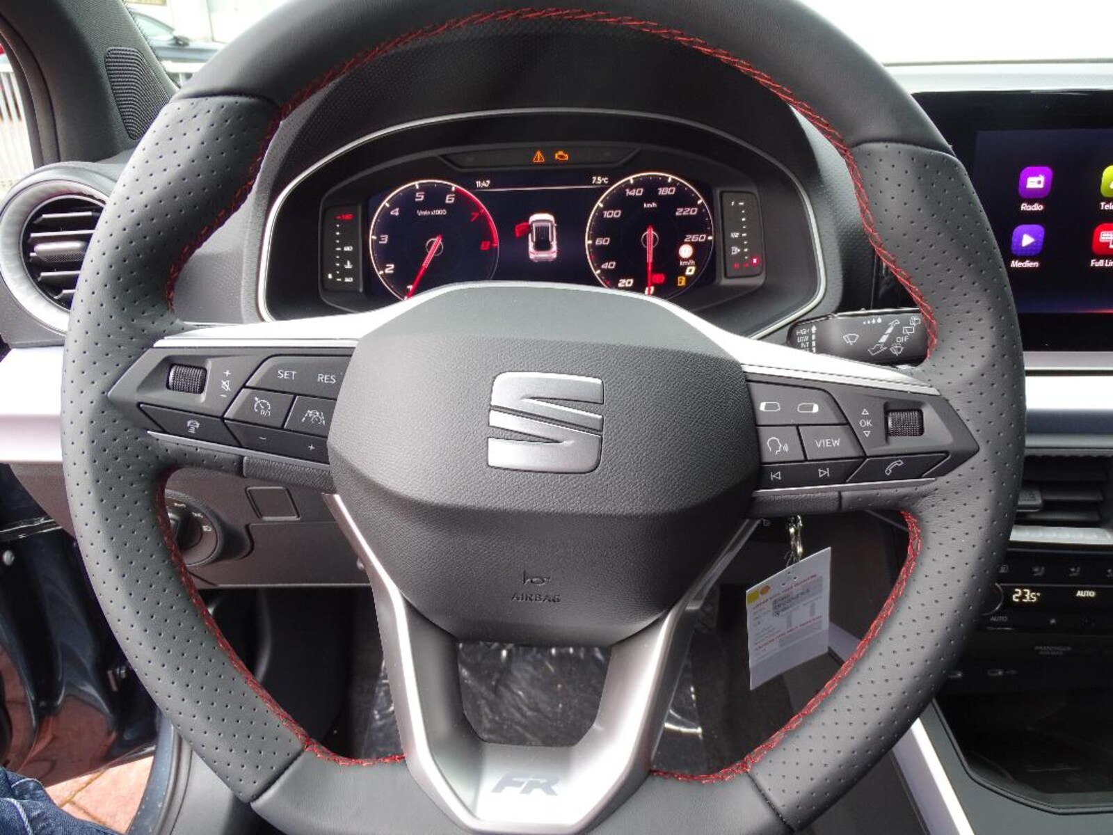 SEAT Arona – Bild 12