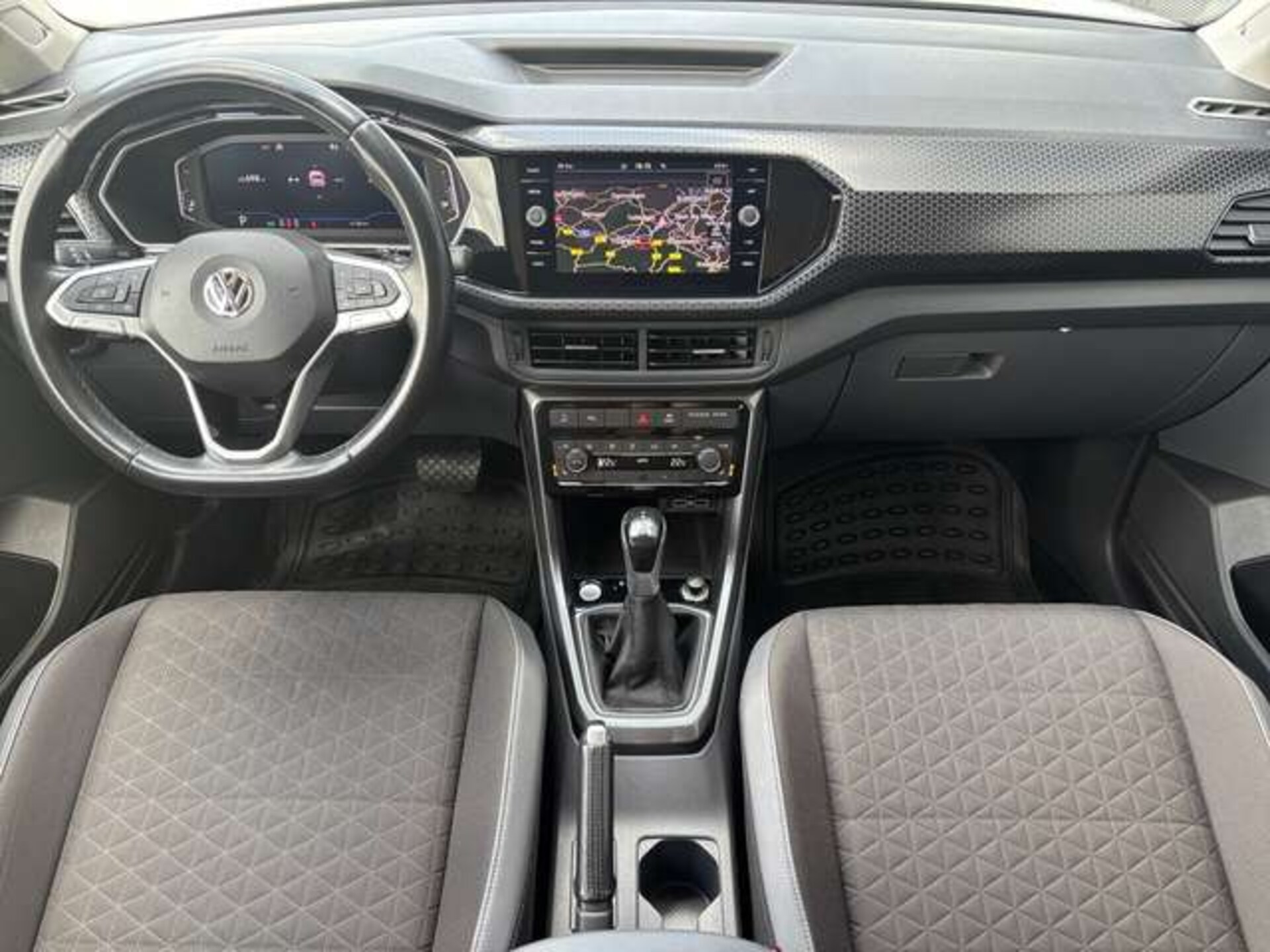 Volkswagen T-Cross Style