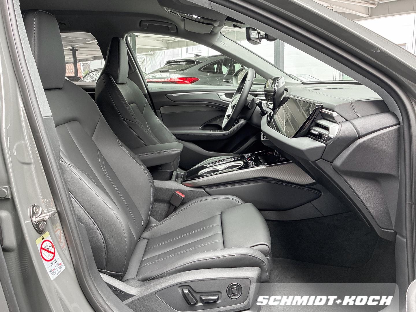 Bild über Audi A6 Avant TDI quattro 150 kW S tronic - für weitere Informationen kontaktieren Sie den Audi Partner
