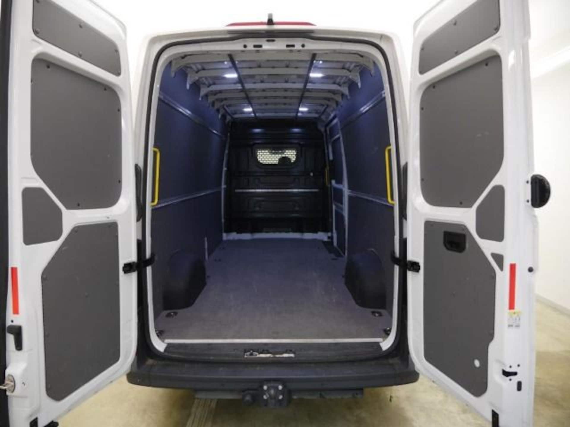Volkswagen Crafter Kasten langer Radstand
