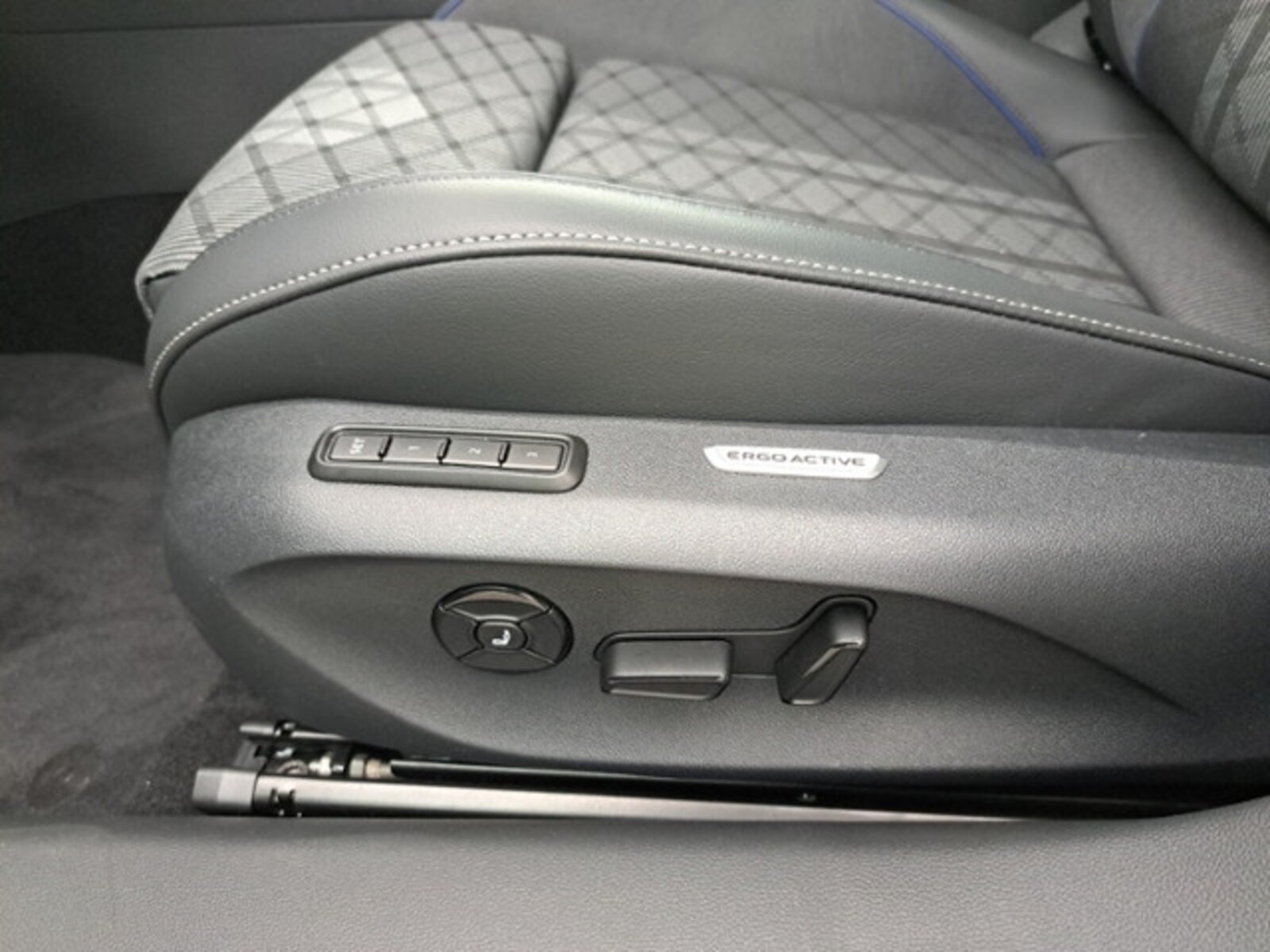 Volkswagen Passat – Bild 28