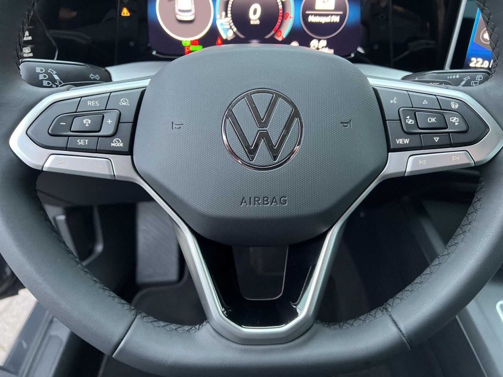 Volkswagen Golf Life