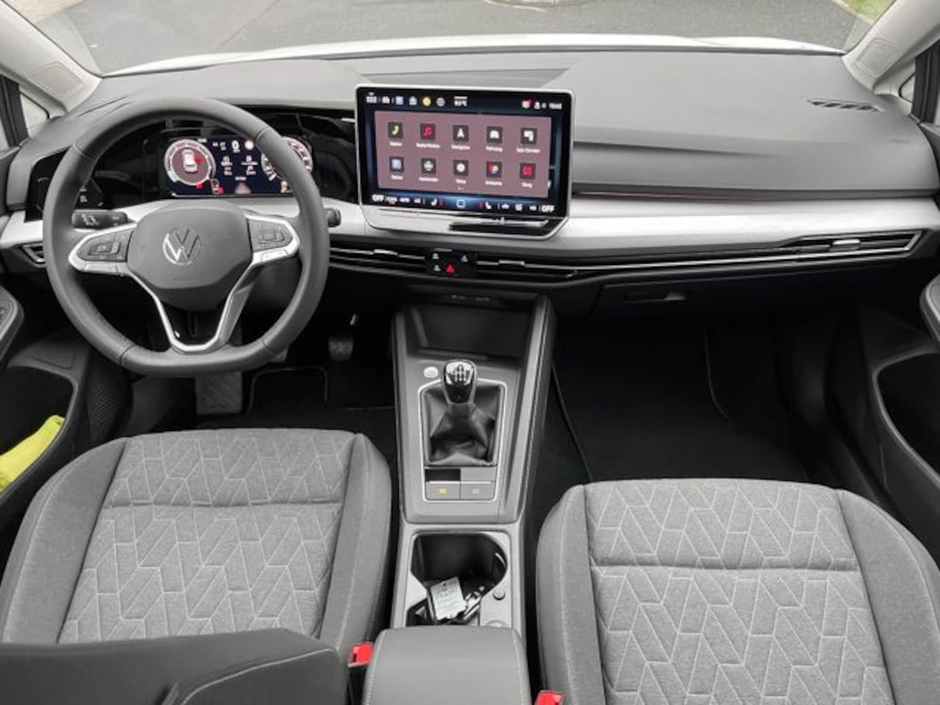 Volkswagen Golf Life