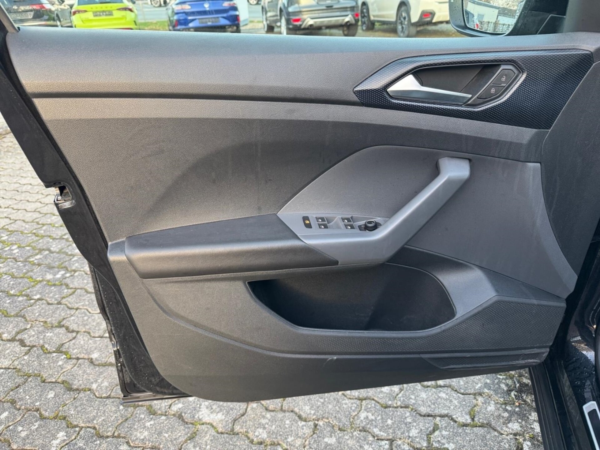 Volkswagen T-Cross United