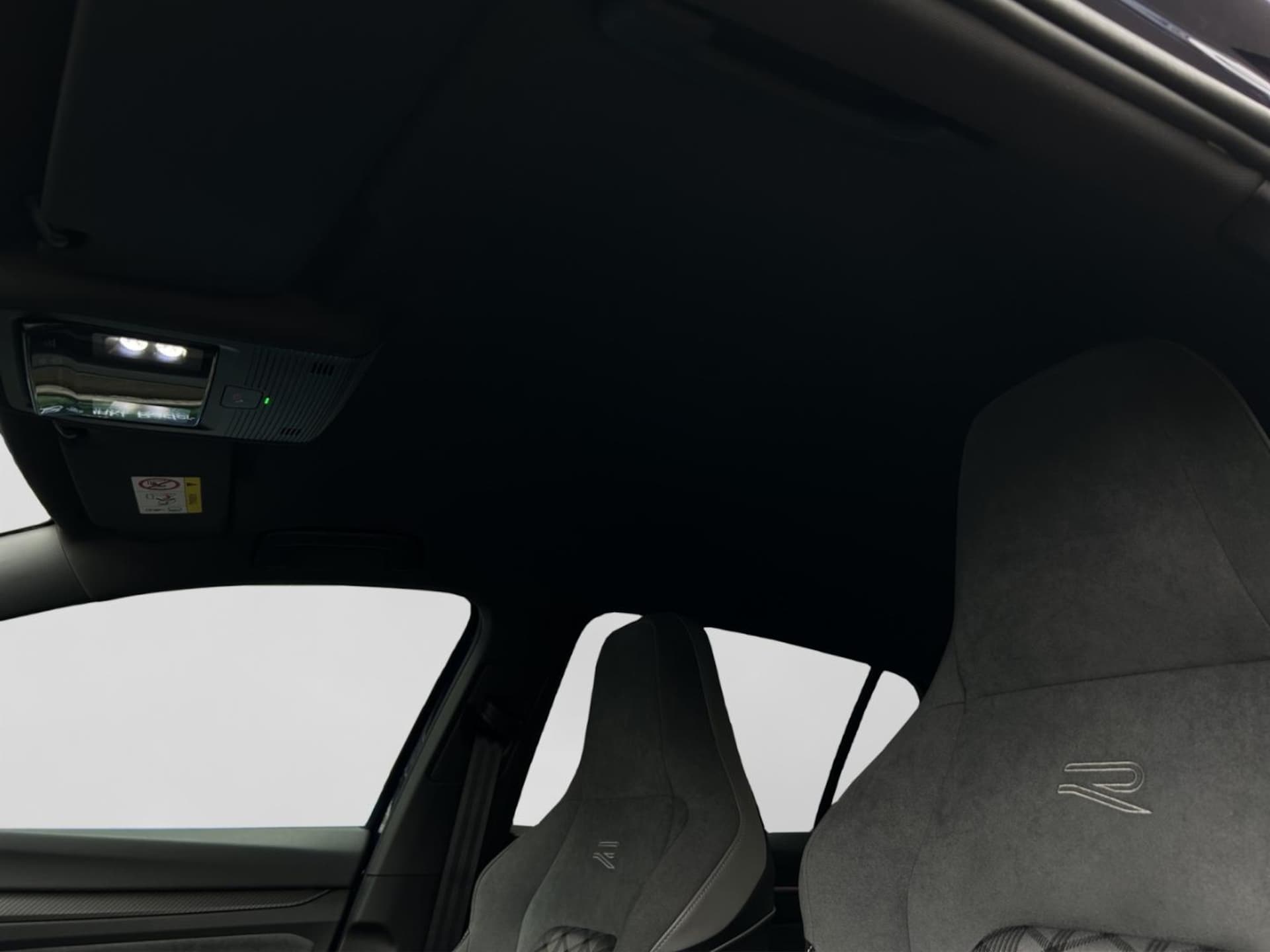Volkswagen Golf R-Line