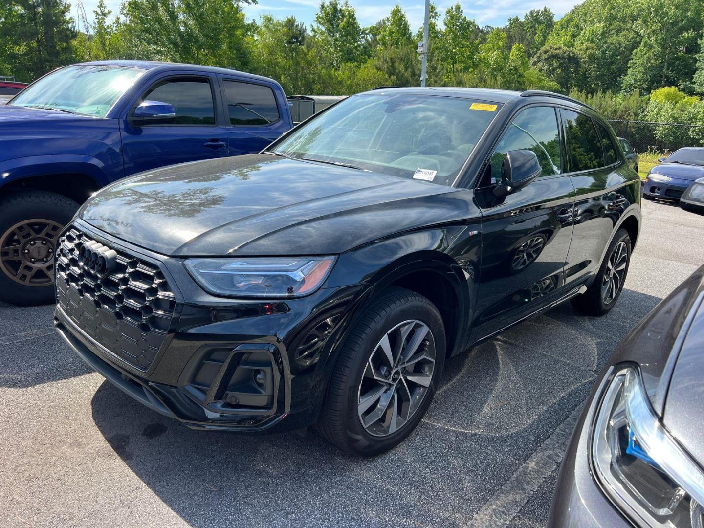 2024 Audi Q5 45 Premium's photo