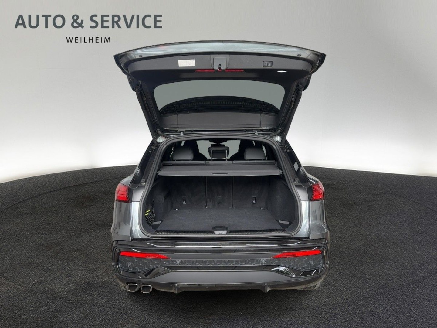 Bild über Audi Q5 SUV TDI quattro 150 kW S tronic - für weitere Informationen kontaktieren Sie den Audi Partner
