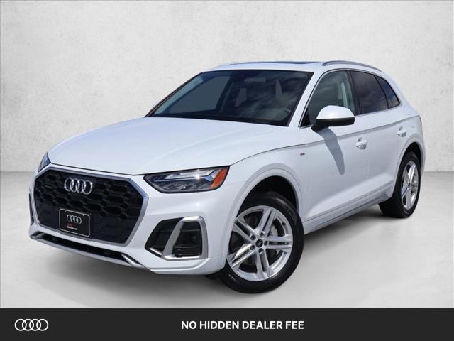 2023 Audi Q5 55 e Premium Plus's photo