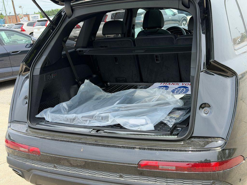 2026 Audi Q7 Premium Plus - Photo 12