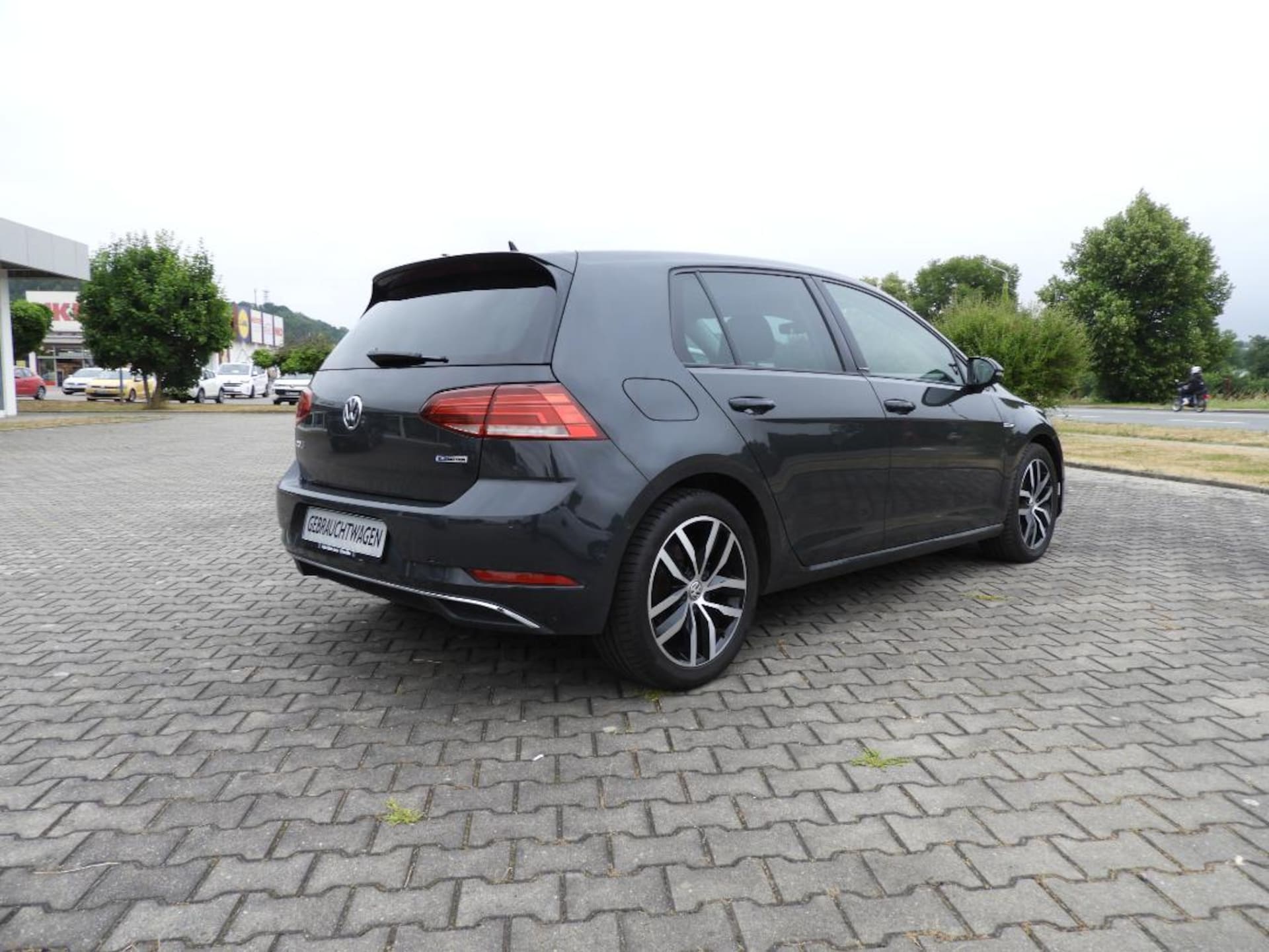 Volkswagen Golf IQ.DRIVE