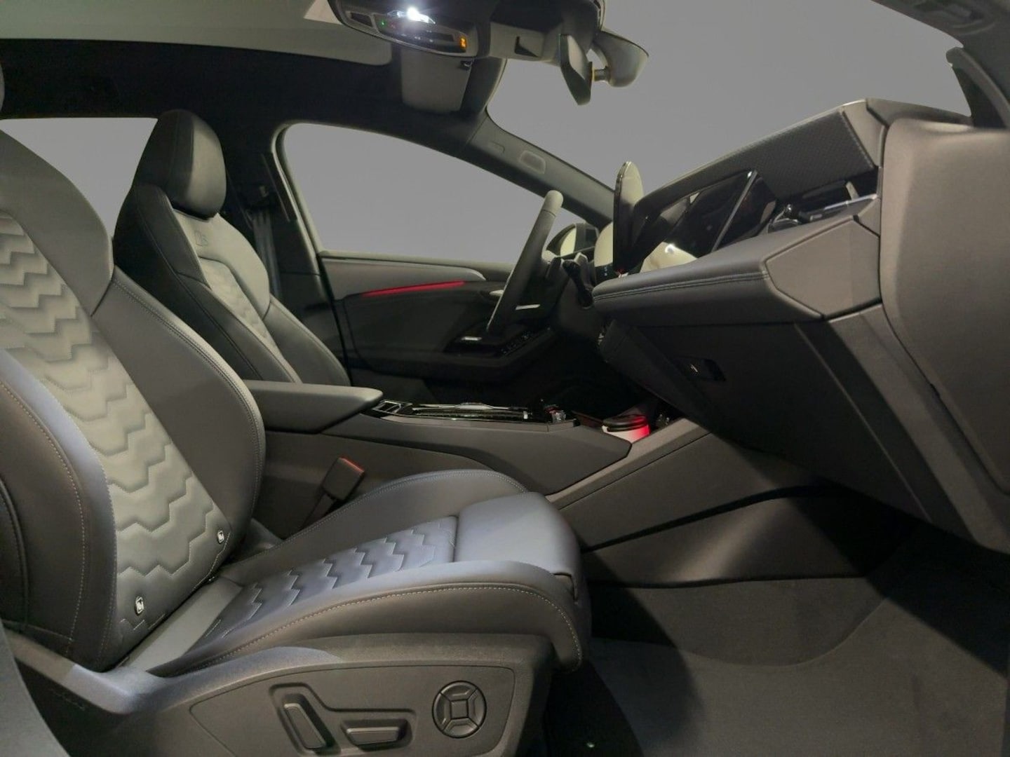 Bild über Audi A6 Avant e-tron S line business e-tron performance 270 kW - für weitere Informationen kontaktieren Sie den Audi Partner