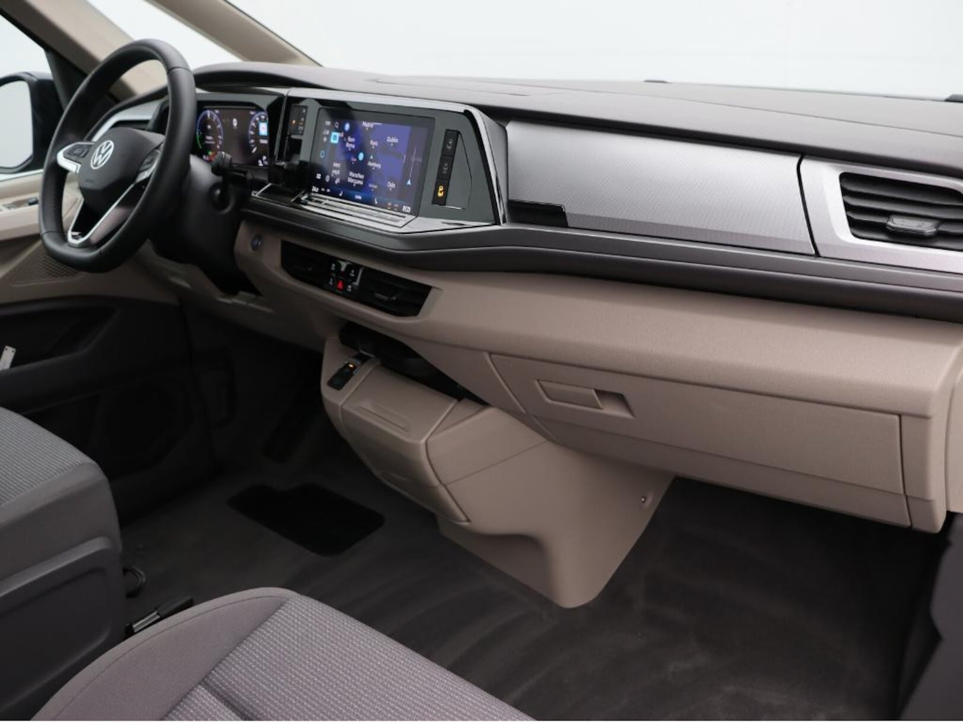 Volkswagen Multivan Basis-Modell