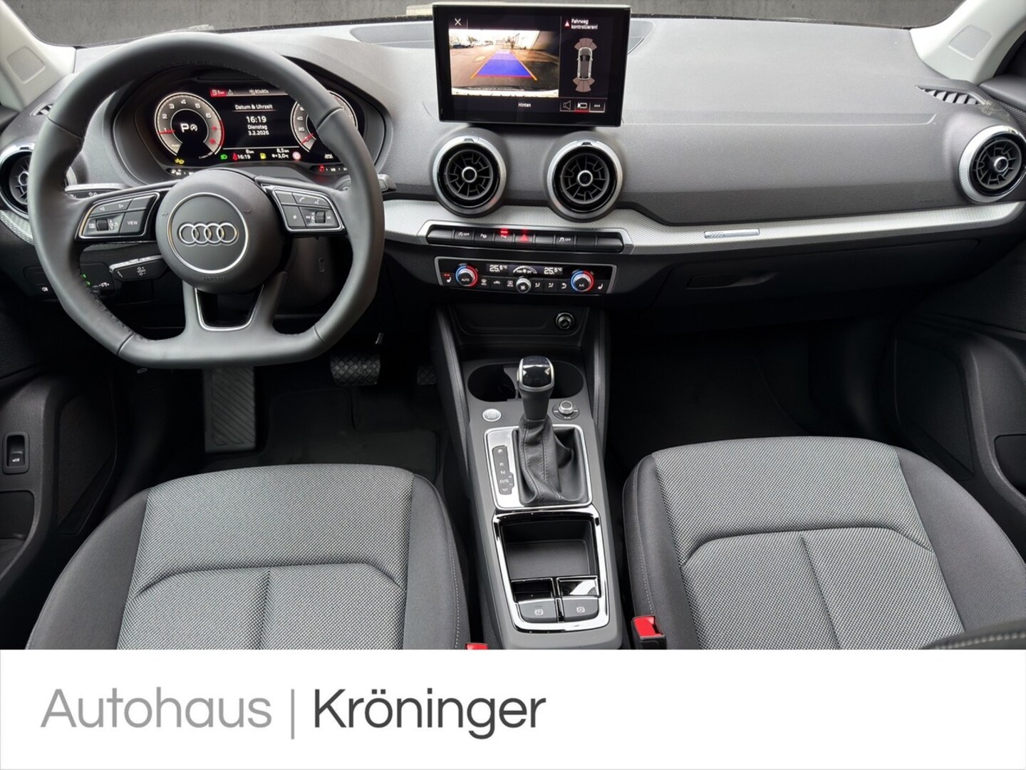 Bild über Audi Q2 advanced 35 TFSI 110(150) kW(PS) S tronic - für weitere Informationen kontaktieren Sie den Audi Partner
