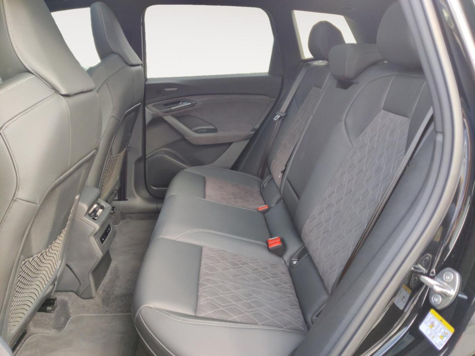 Audi Q6 e-tron – Bild 8