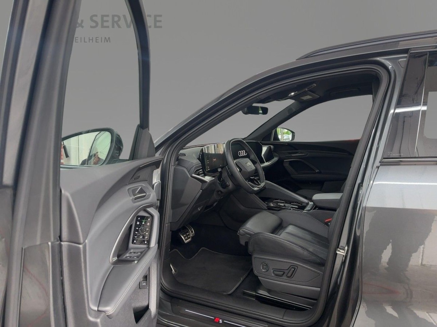 Bild über Audi Q5 SUV TDI quattro 150 kW S tronic - für weitere Informationen kontaktieren Sie den Audi Partner
