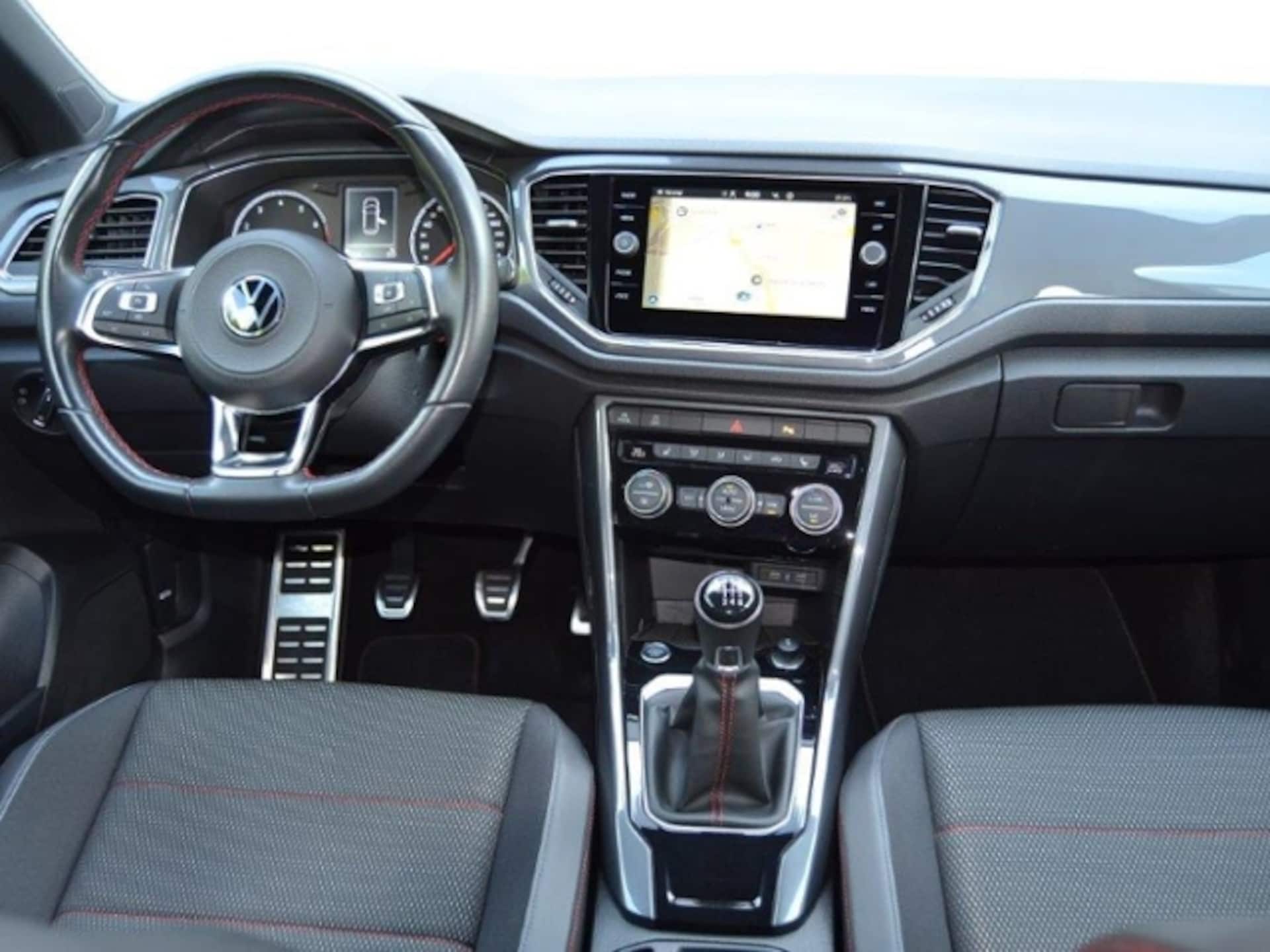 Volkswagen T-Roc Sport