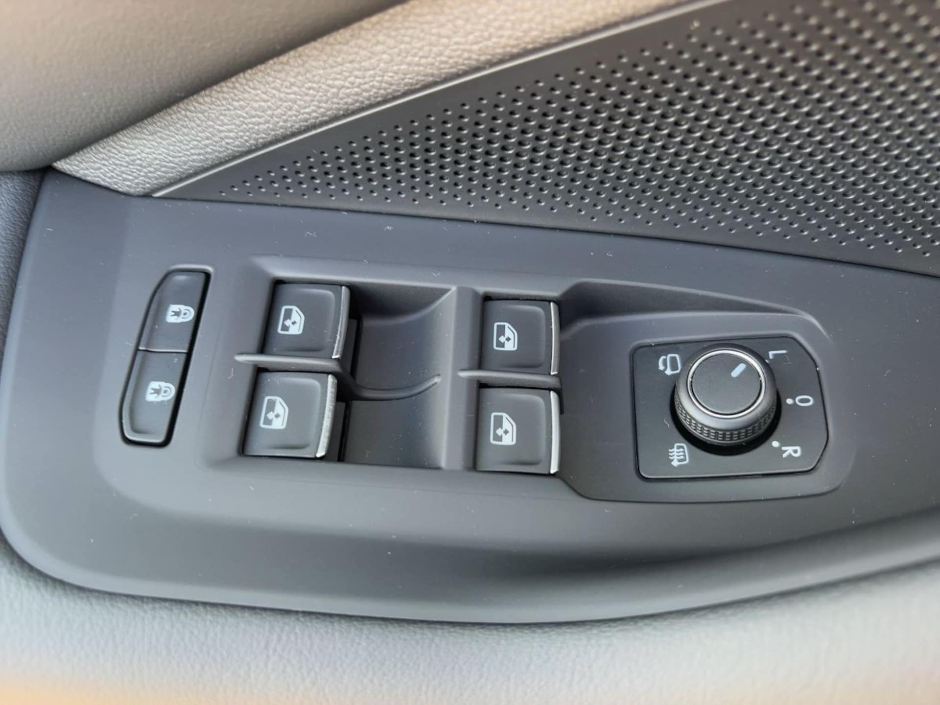 Volkswagen Passat Elegance