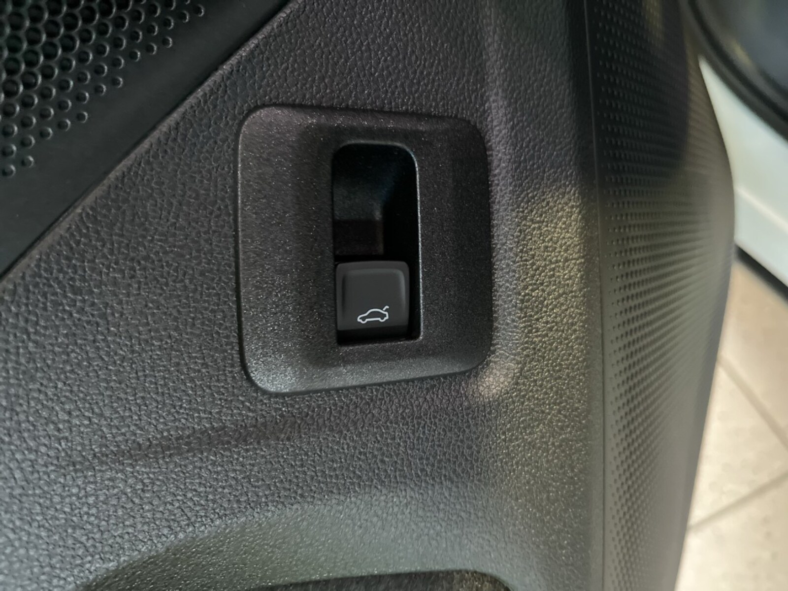 Volkswagen Tiguan – Bild 11