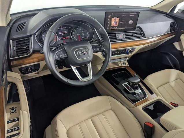 2024 Audi Q5 Premium - Photo 11