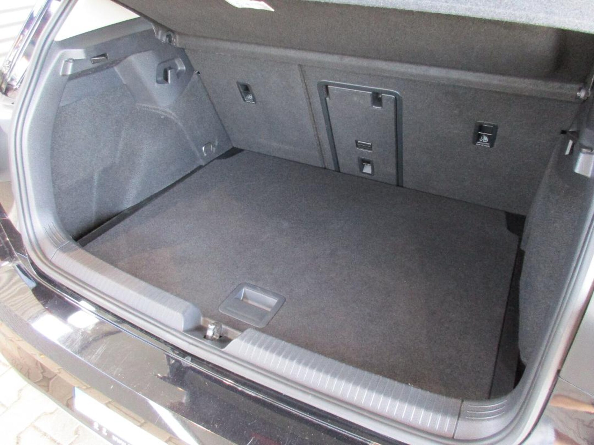 Volkswagen Golf Active